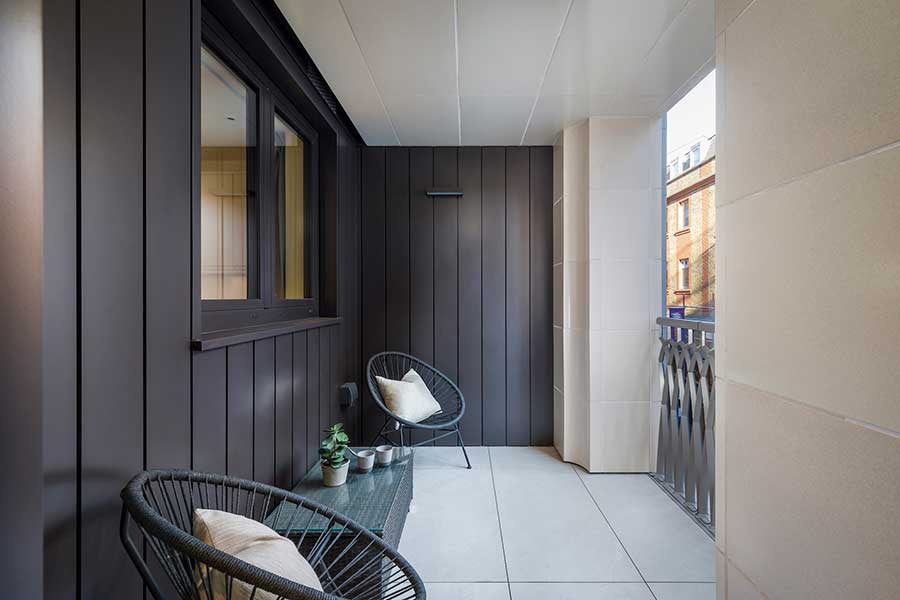 Marylebone Square balcony