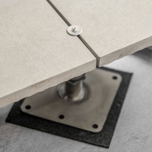 RP-FR-WU Non-Combustible Wind Uplift Paving Support