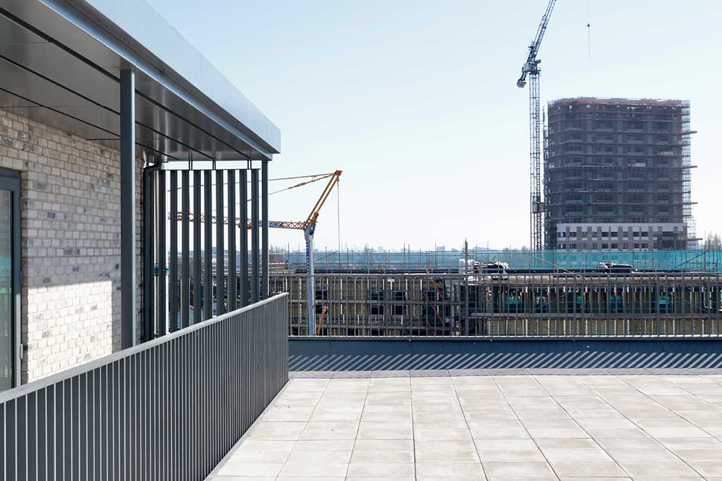 Paved roof terrace