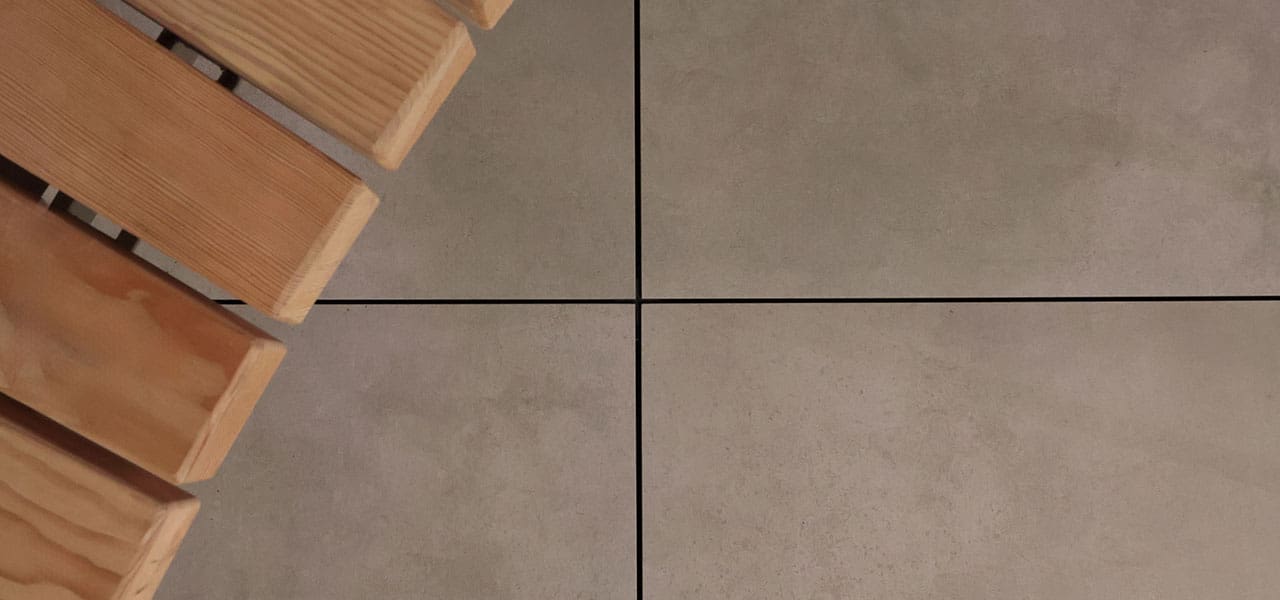 Quadro porcelain close-up