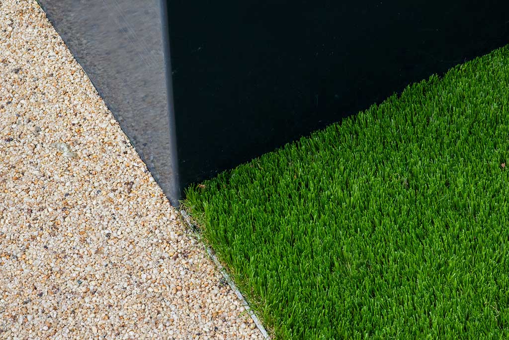Planter edge close-up