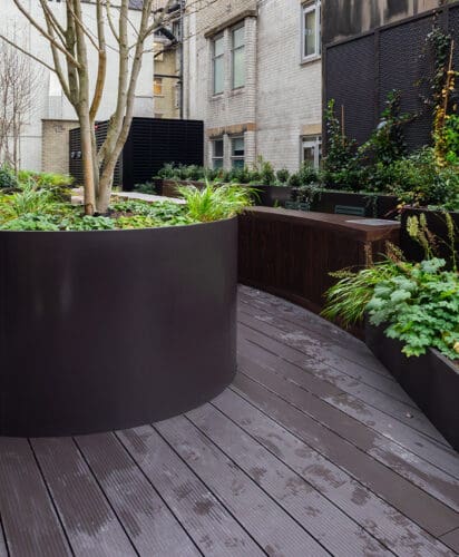 Curved Planters