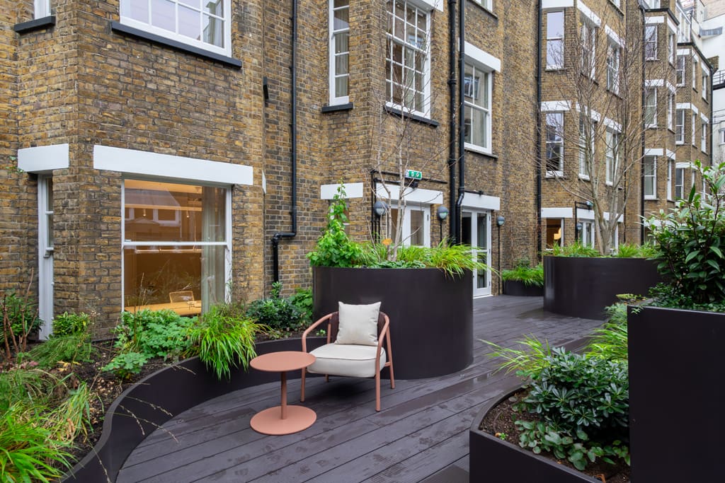 Egyptian & Dudley House courtyard