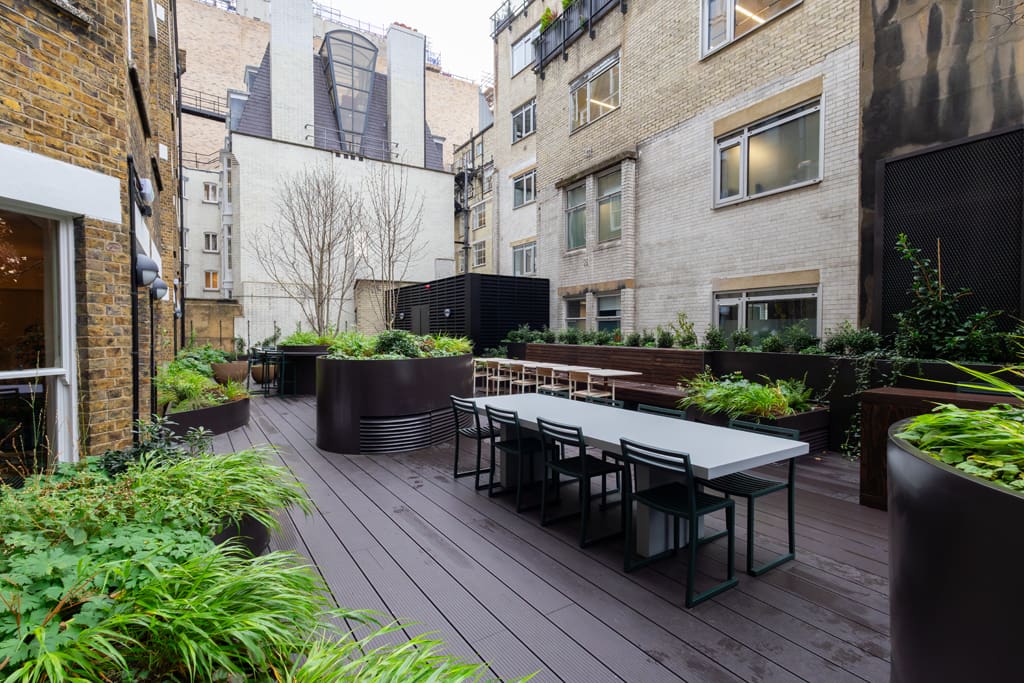 Egyptian & Dudley House seating