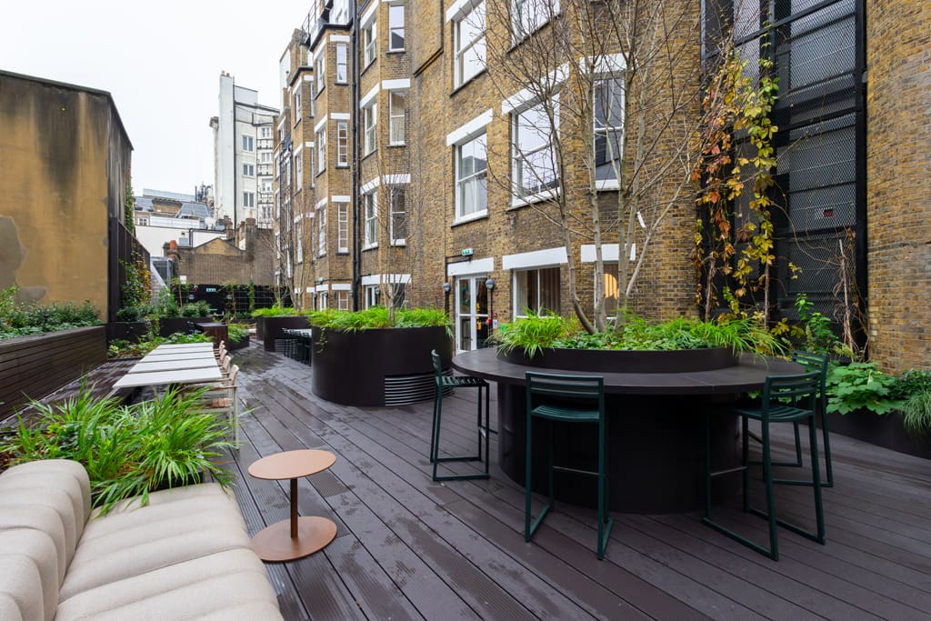 Egyptian & Dudley House courtyard