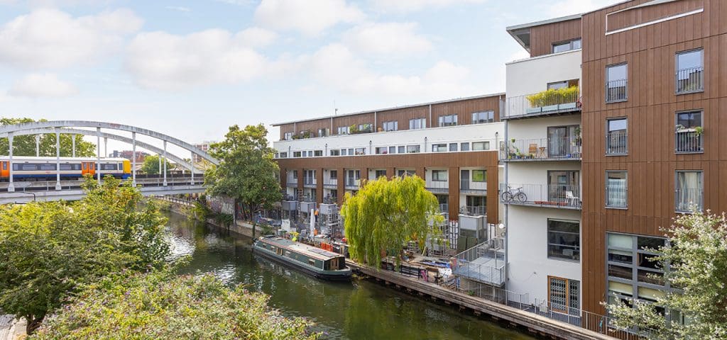 Canal side development - Timber Wharf