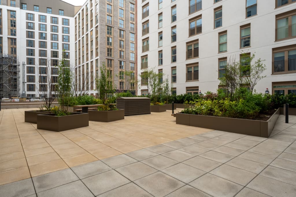 Paving with planters