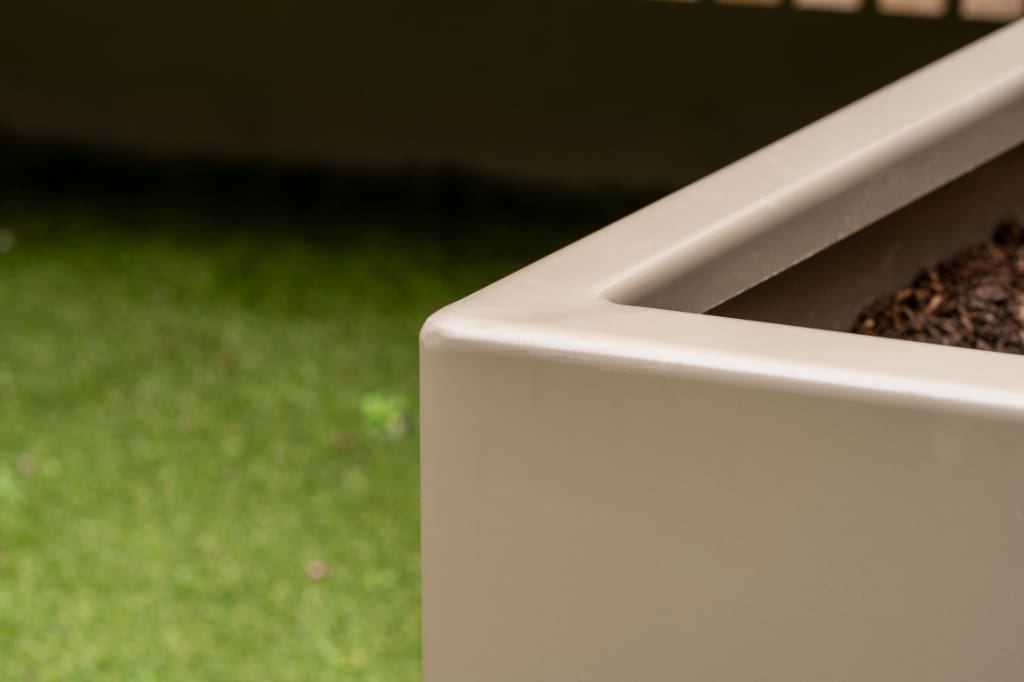 Planter edge close-up
