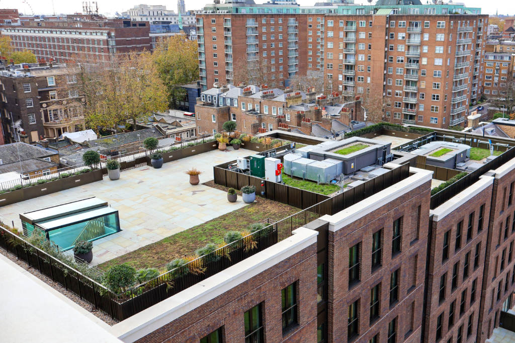 19-35 Baker Street's roof terrace