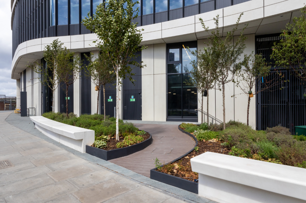 Short planters and aluminium decked walkway